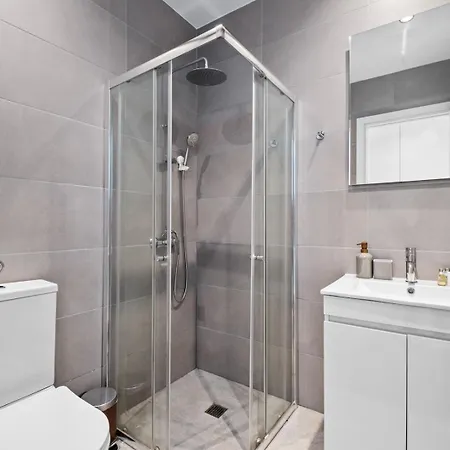 Olympia Vii Studio Apartment *